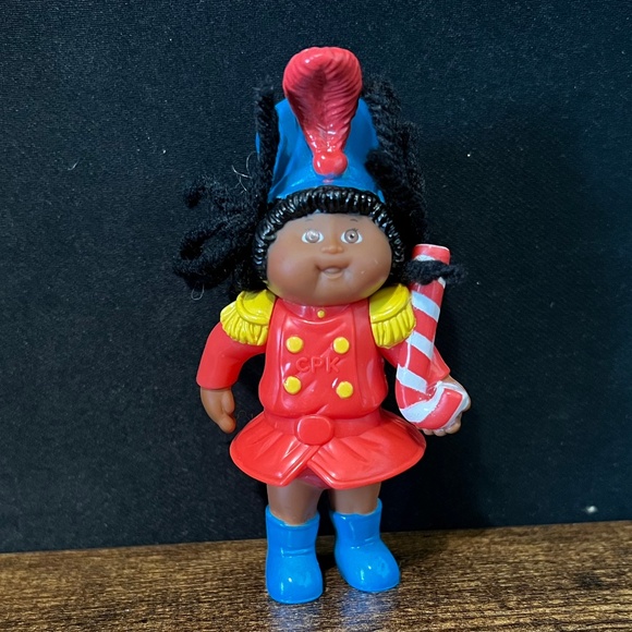 CABBAGE PATCH KIDS Happy Meal Doll Toys - Picture 7 of 13